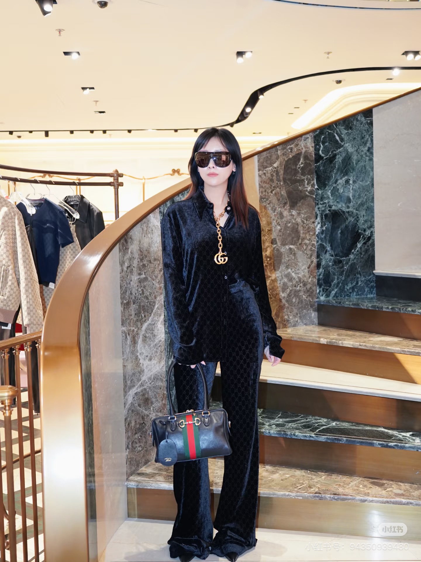 NO:751260,,,19860909,,,Women's clothing