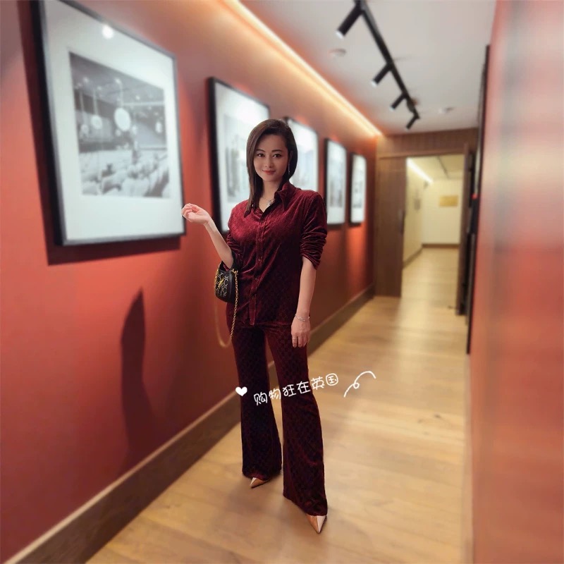 NO:751252,,,19860909,,,Women's clothing