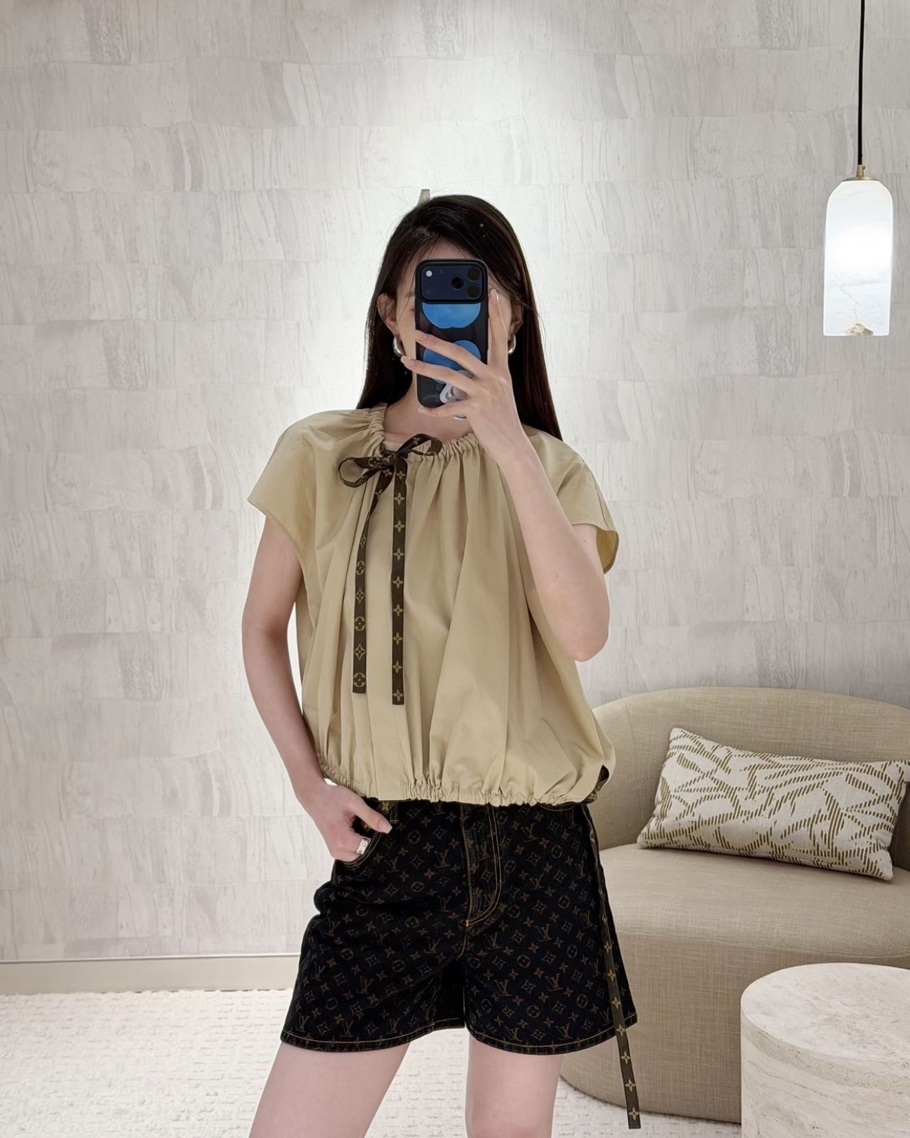 NO:822900,,,19860909,,,Women's clothing