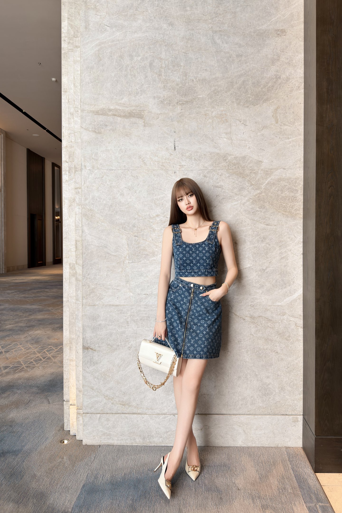 NO:841092,One set has,,19860909一套有,,,Women's clothing