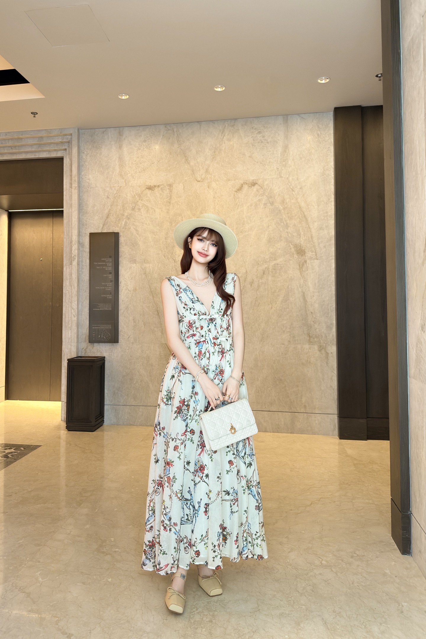 NO:892352,Upper body picture,,19860909上身图,,,Women's clothing