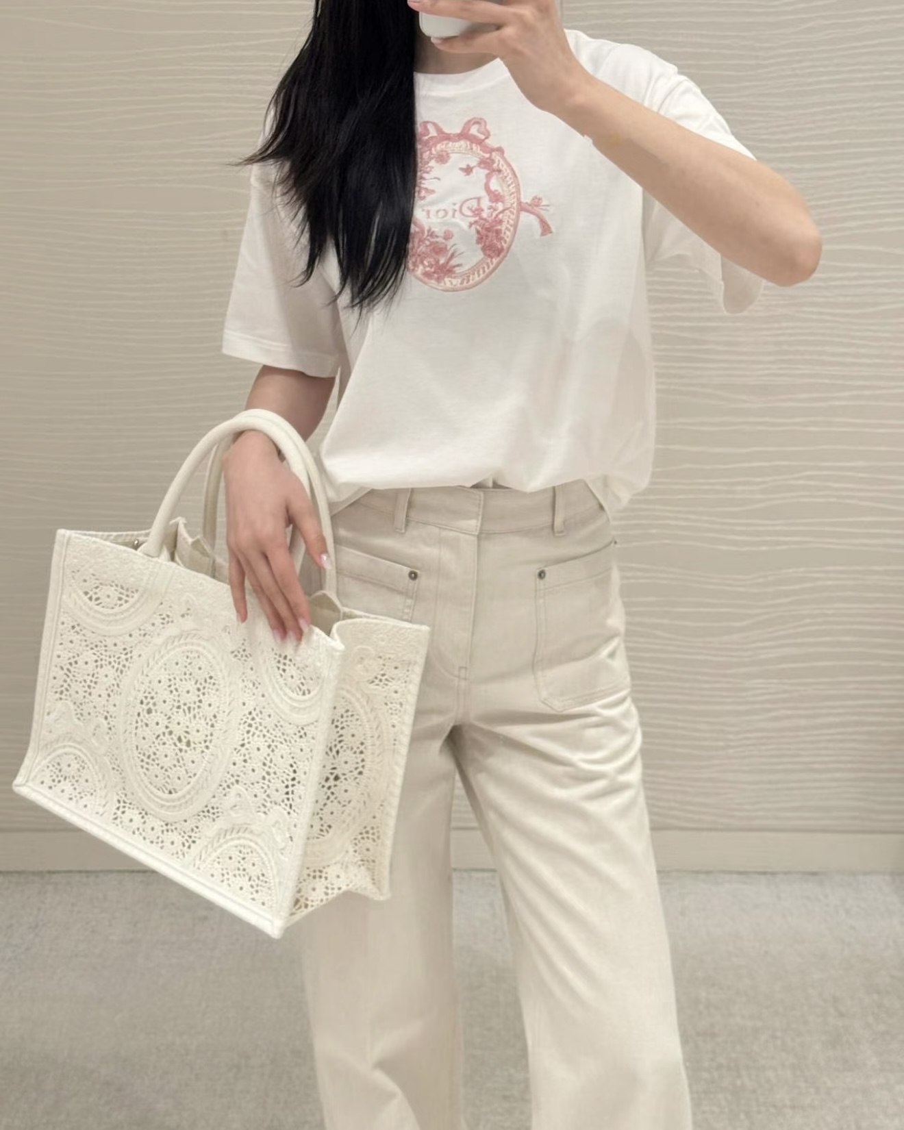 NO:902302,,,19860909,,,Women's clothing
