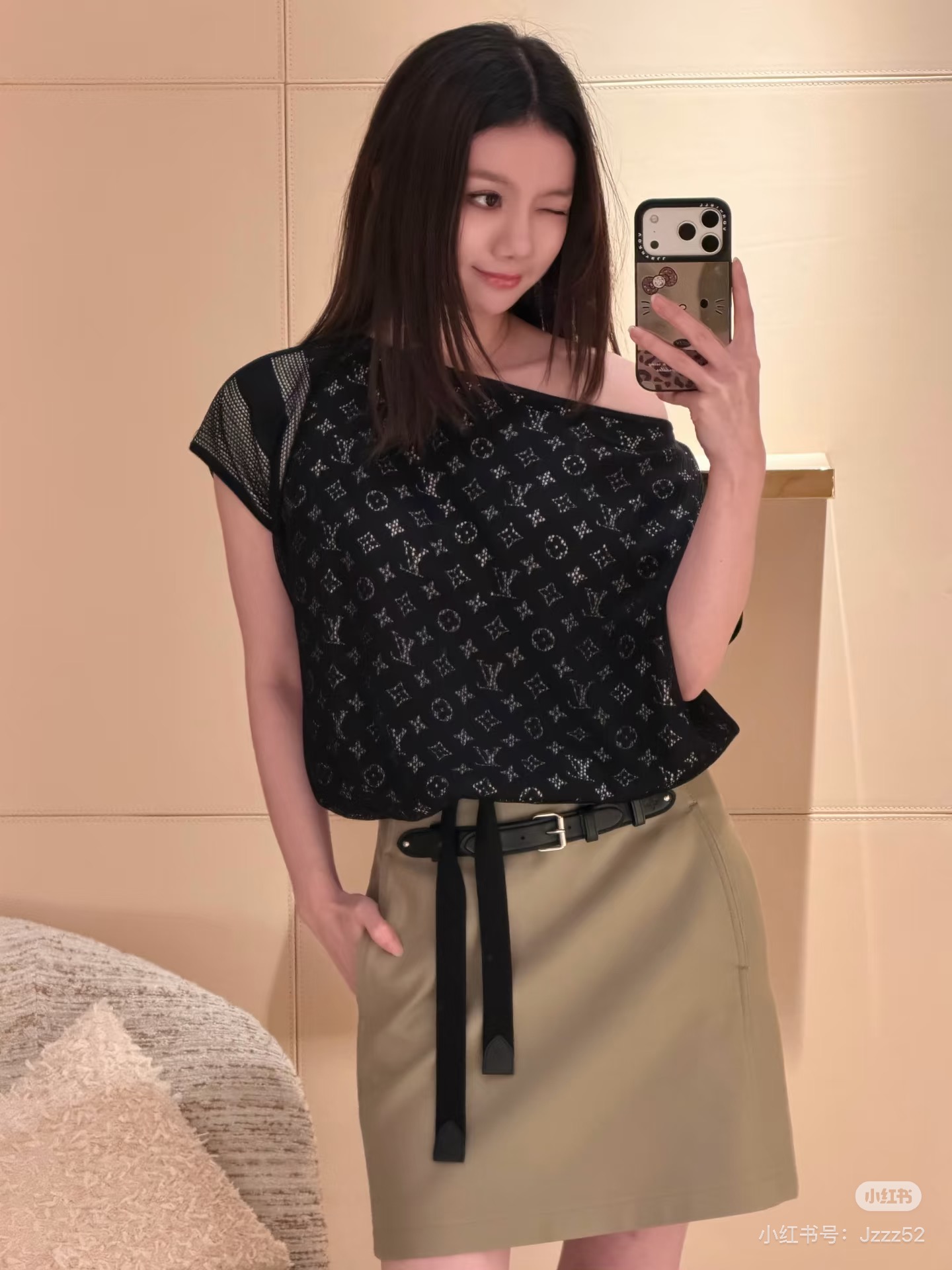 NO:907500,,,19860909,,,Women's clothing
