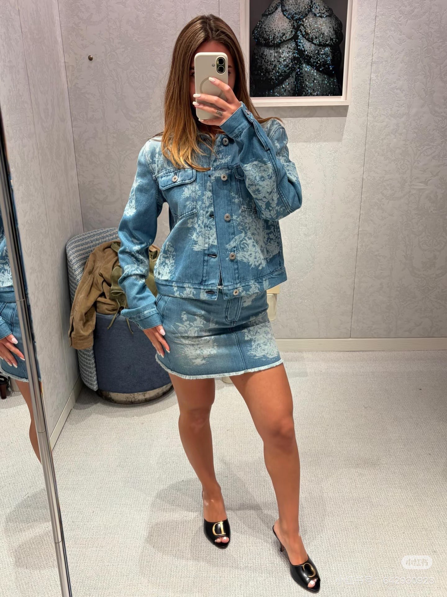 NO:911231,,,19860909,,,Women's clothing