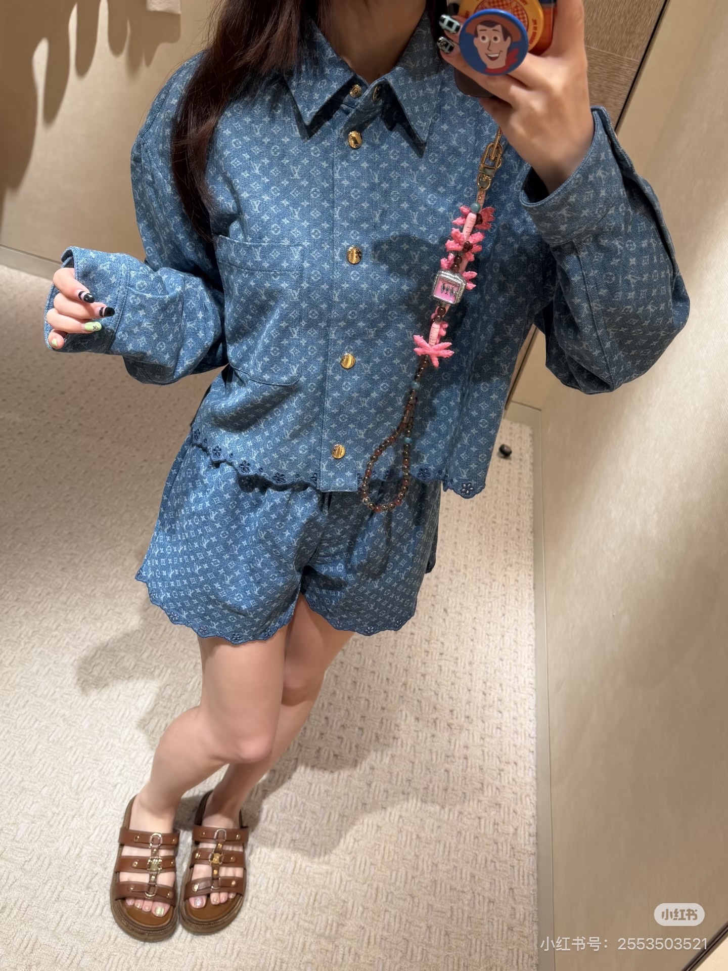 NO:925309,,,19860909,,,Women's clothing