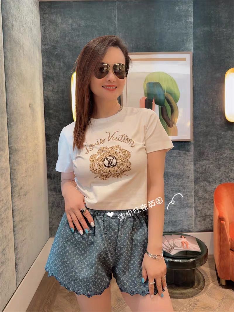 NO:926311,,,19860909,,,Women's clothing