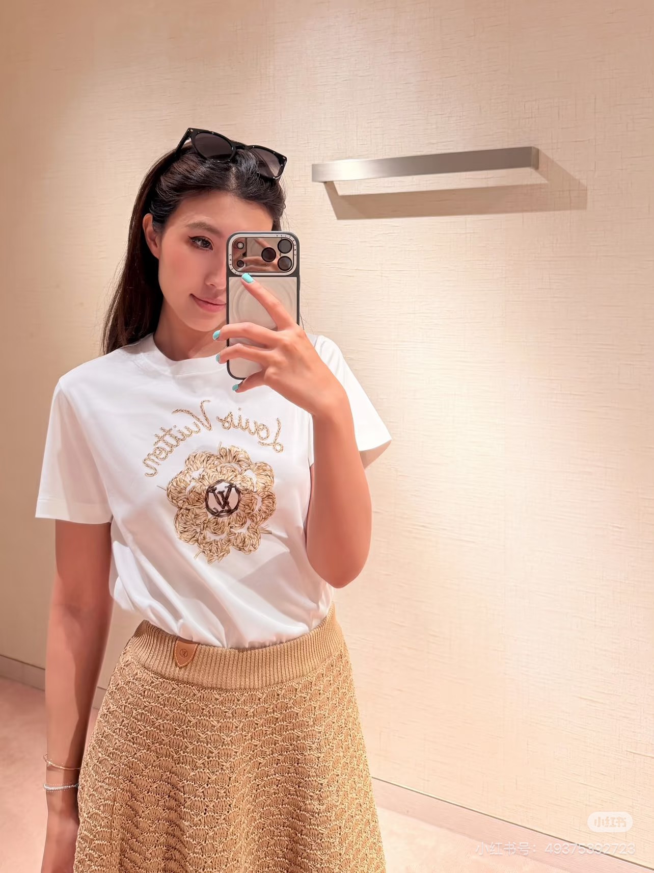 NO:927023,,,19860909,,,Women's clothing