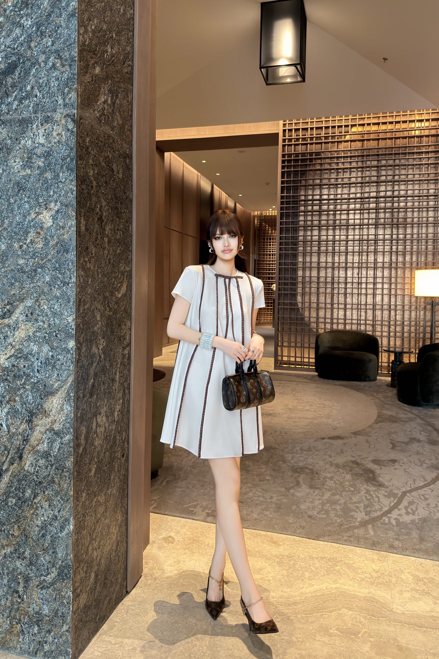 NO:932270,Upper body picture,,19860909上身图,,,Women's clothing