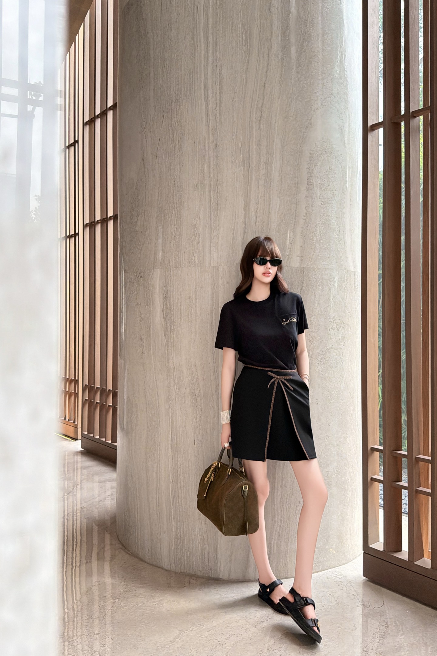 NO:931399,One set has,,19860909一套有,,,Women's clothing