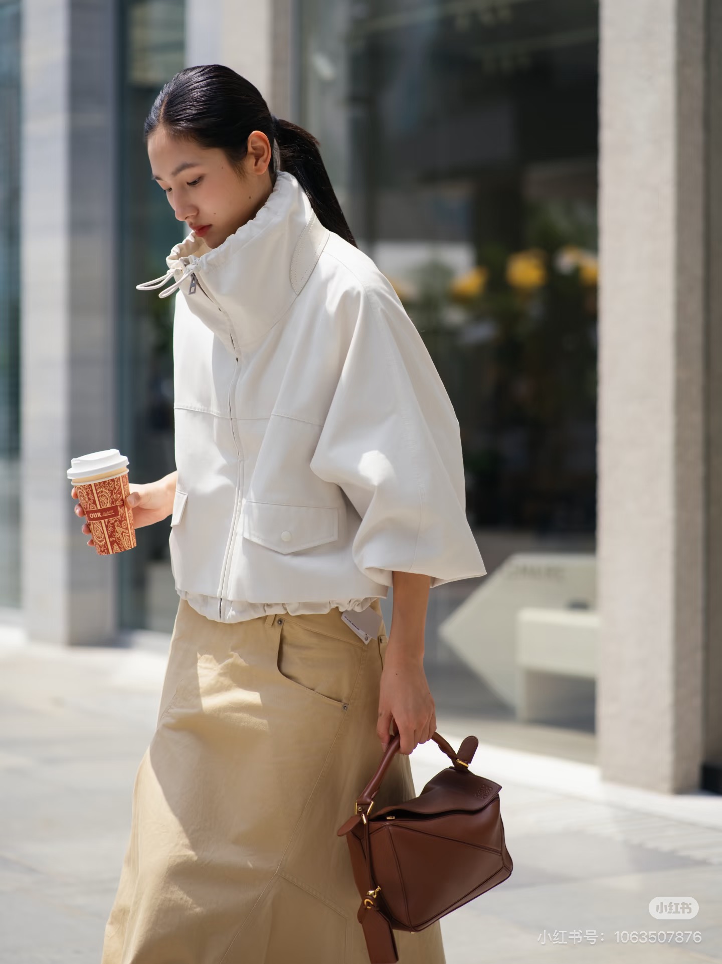 NO:945770,,,19860909,,,Women's clothing