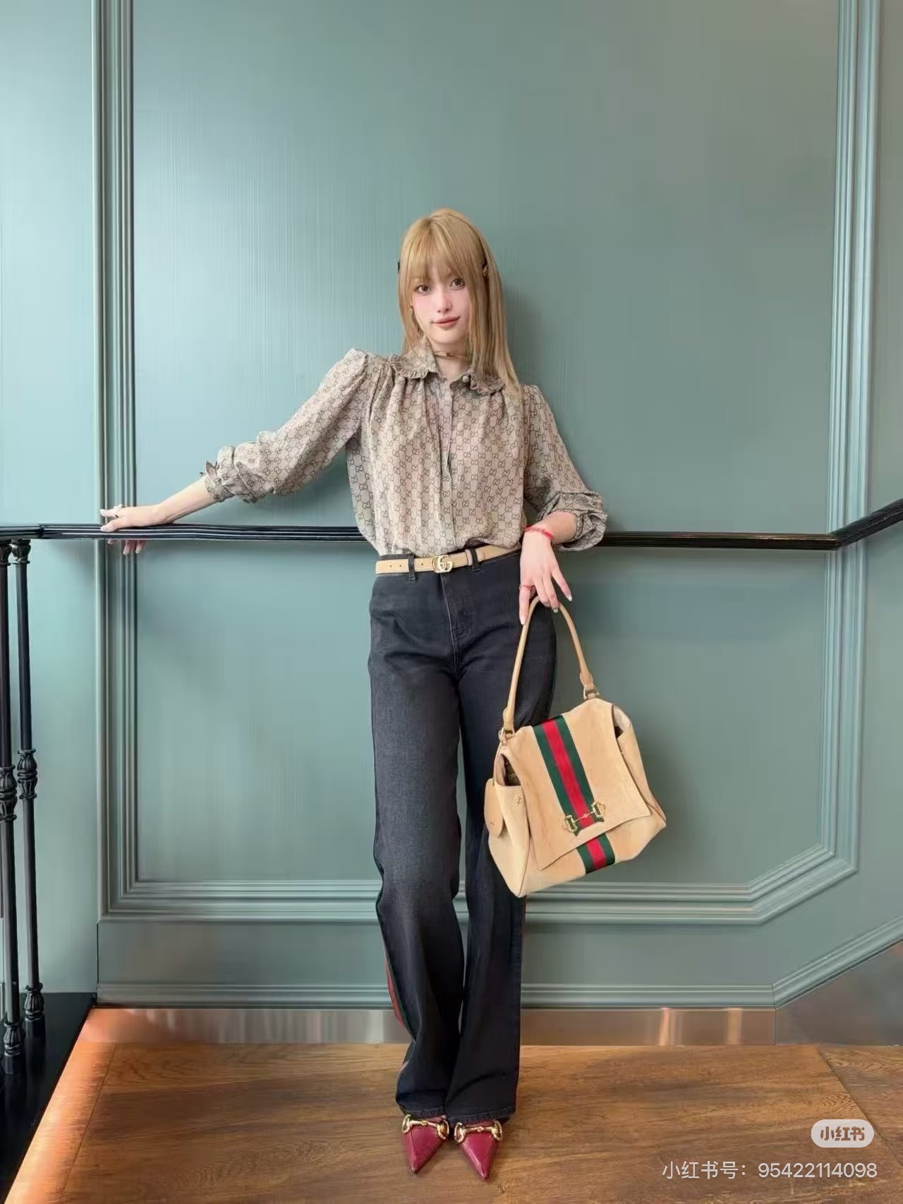 NO:947895,,,19860909,,,Women's clothing
