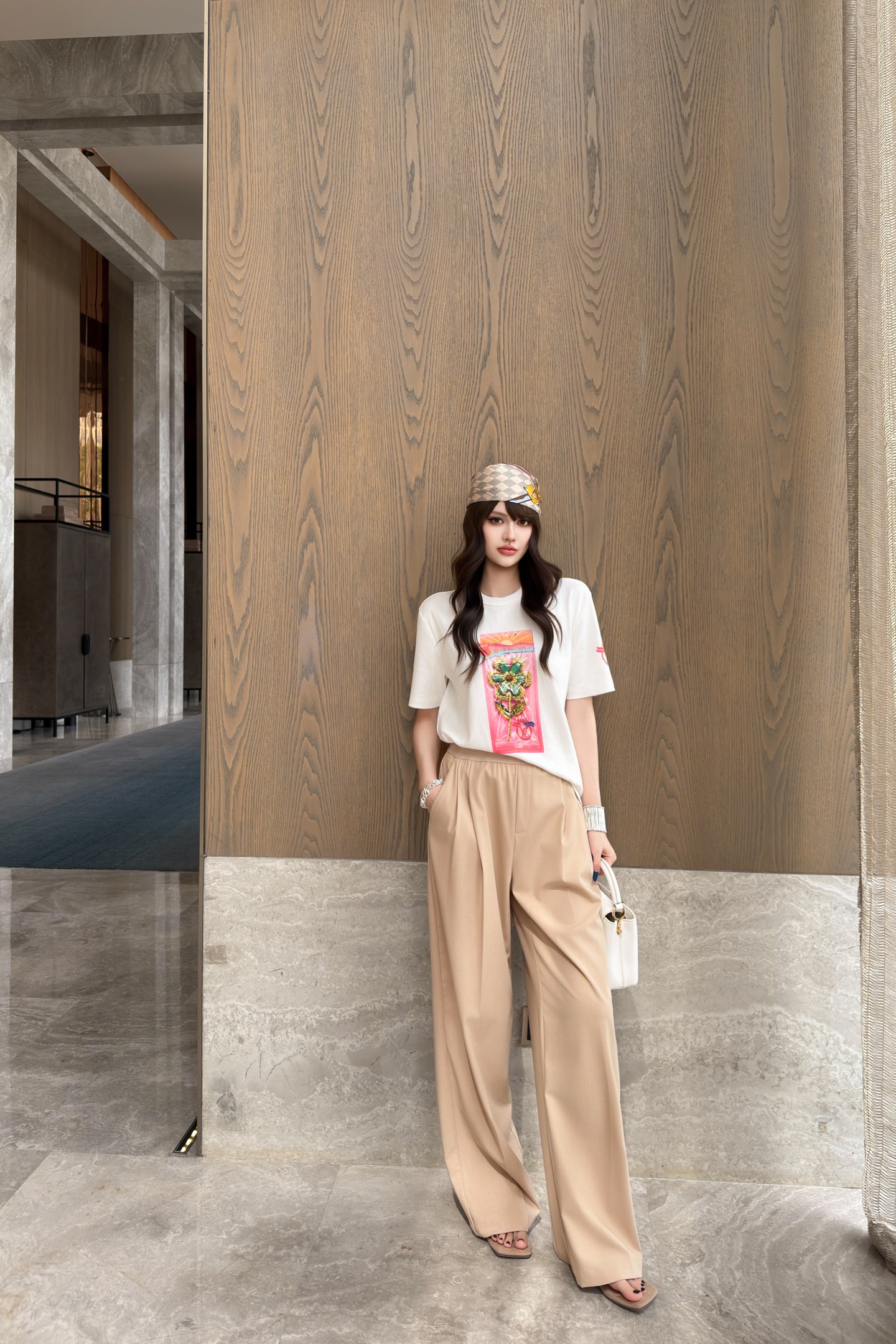 NO:948937,One set has,,19860909一套有,,,Women's clothing