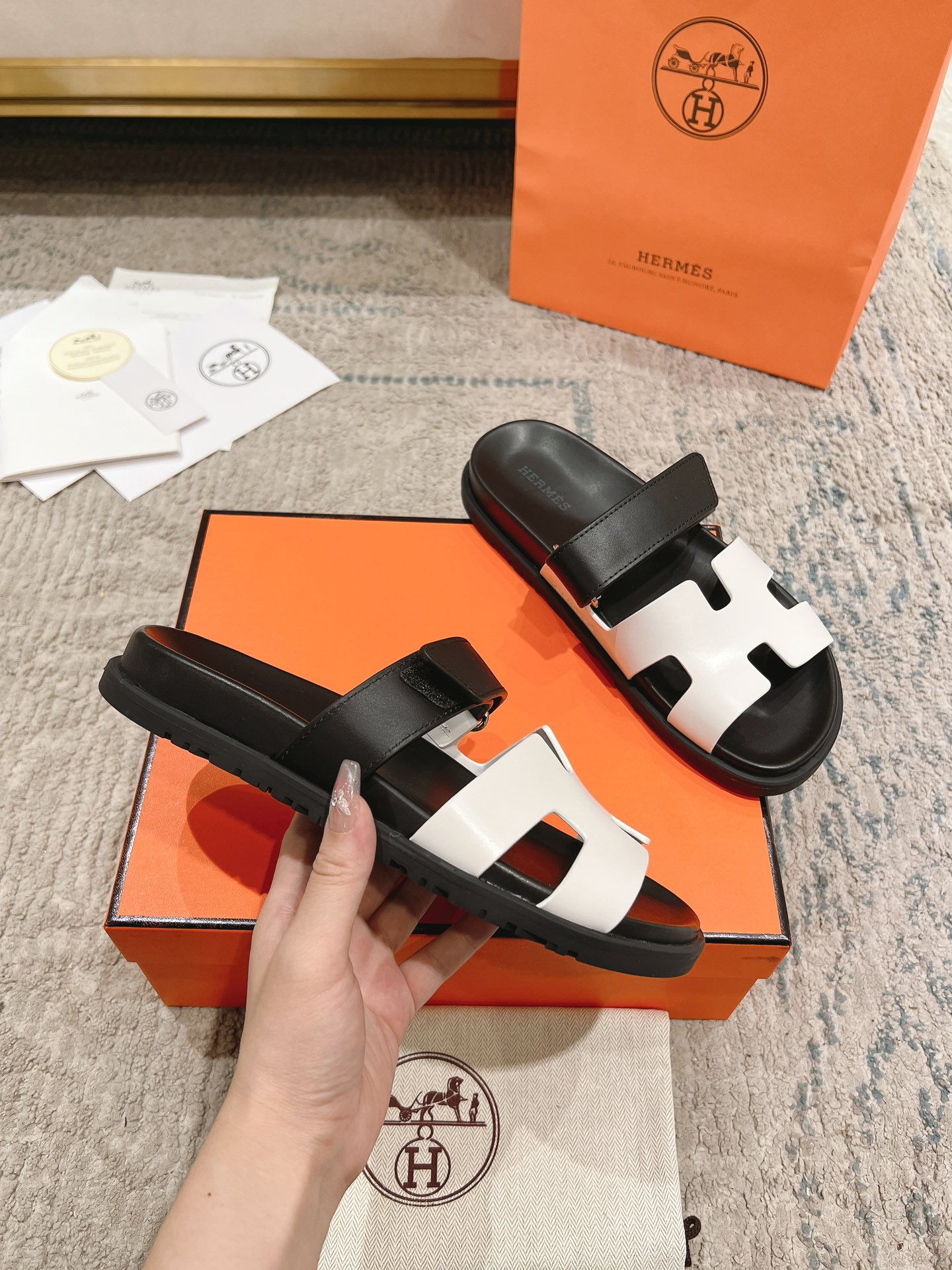 女款 男款➕10Herme*▪️Chypre二舅拖爆款系列 闺蜜夏天必备穿搭🔥非市面垃圾版本.顶级牛皮面
