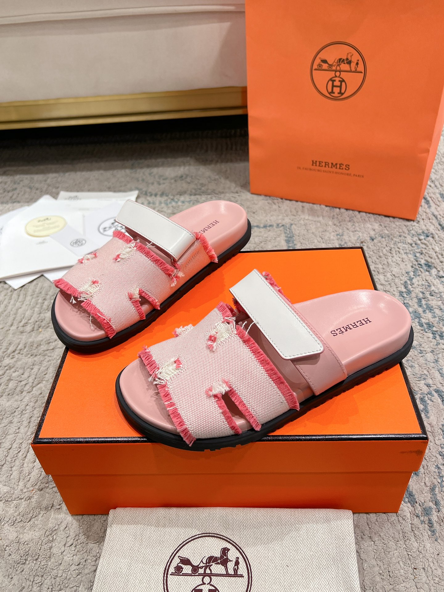 女款 男款➕10Herme*▪️Chypre二舅拖爆款系列 闺蜜夏天必备穿搭🔥非市面垃圾版本.顶级牛皮面