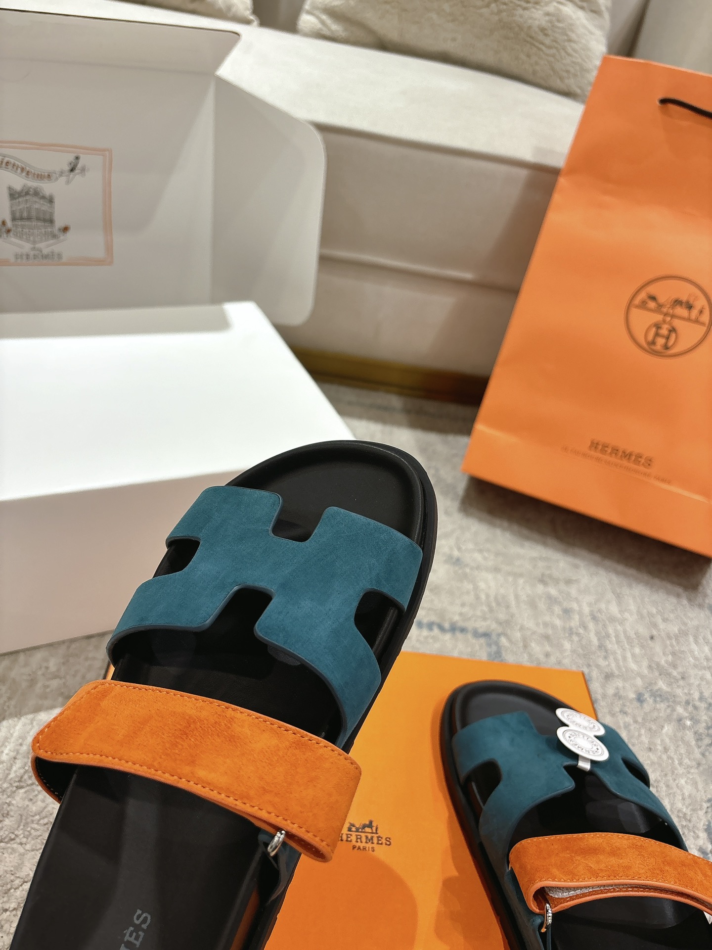 女款 男款➕10Herme*▪️Chypre二舅拖爆款系列 闺蜜夏天必备穿搭🔥非市面垃圾版本.顶级牛皮面