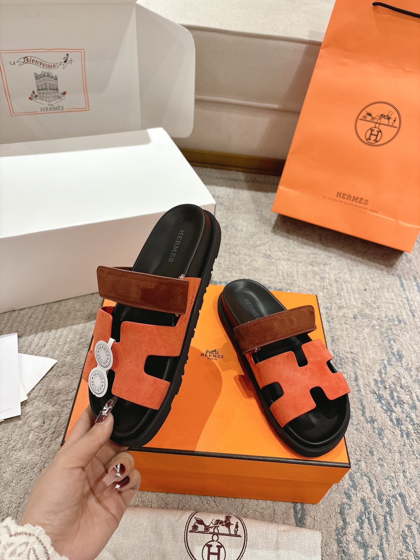女款 男款➕10Herme*▪️Chypre二舅拖爆款系列 闺蜜夏天必备穿搭🔥非市面垃圾版本.顶级牛皮面