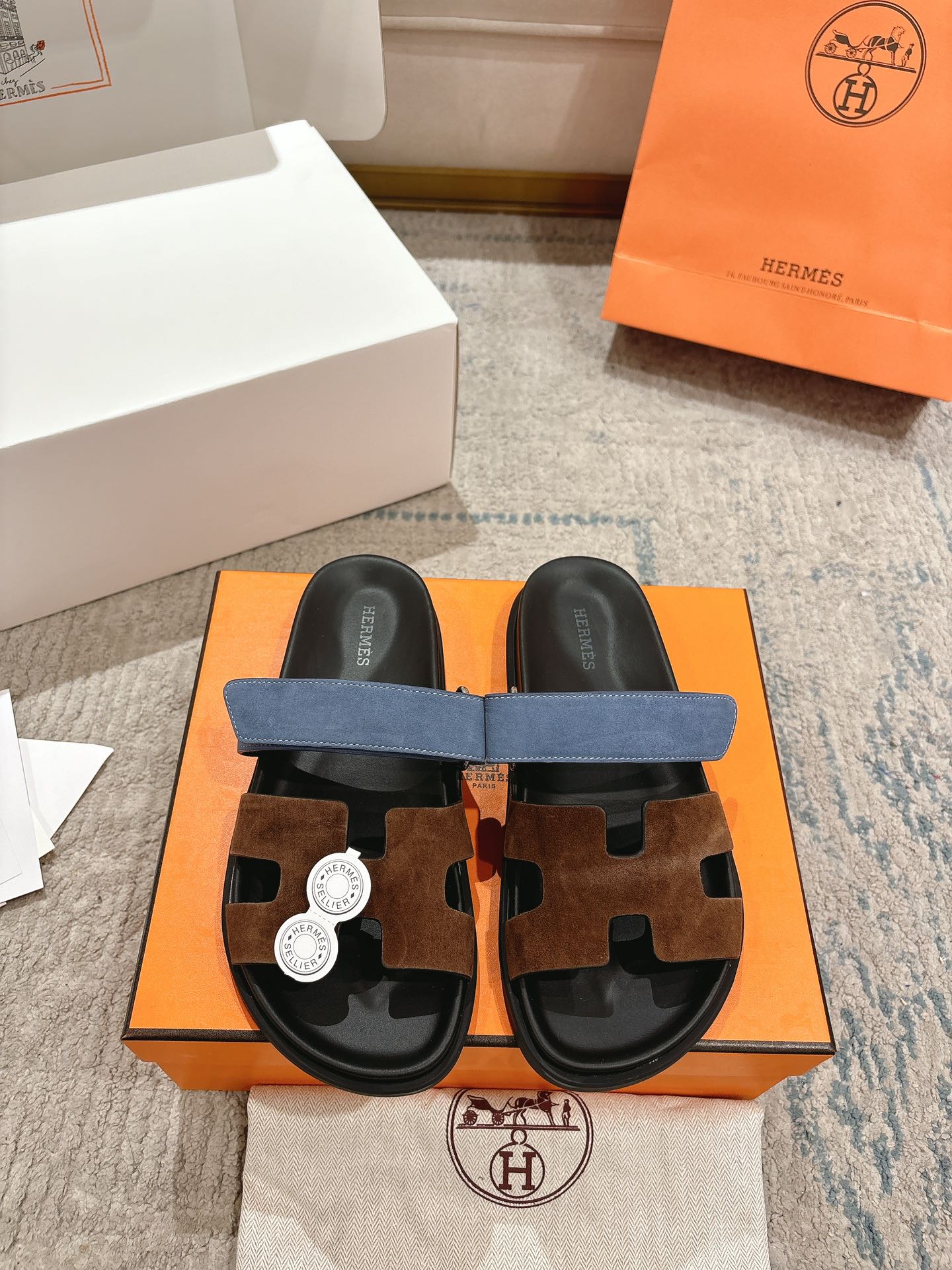 女款 男款➕10Herme*▪️Chypre二舅拖爆款系列 闺蜜夏天必备穿搭🔥非市面垃圾版本.顶级牛皮面