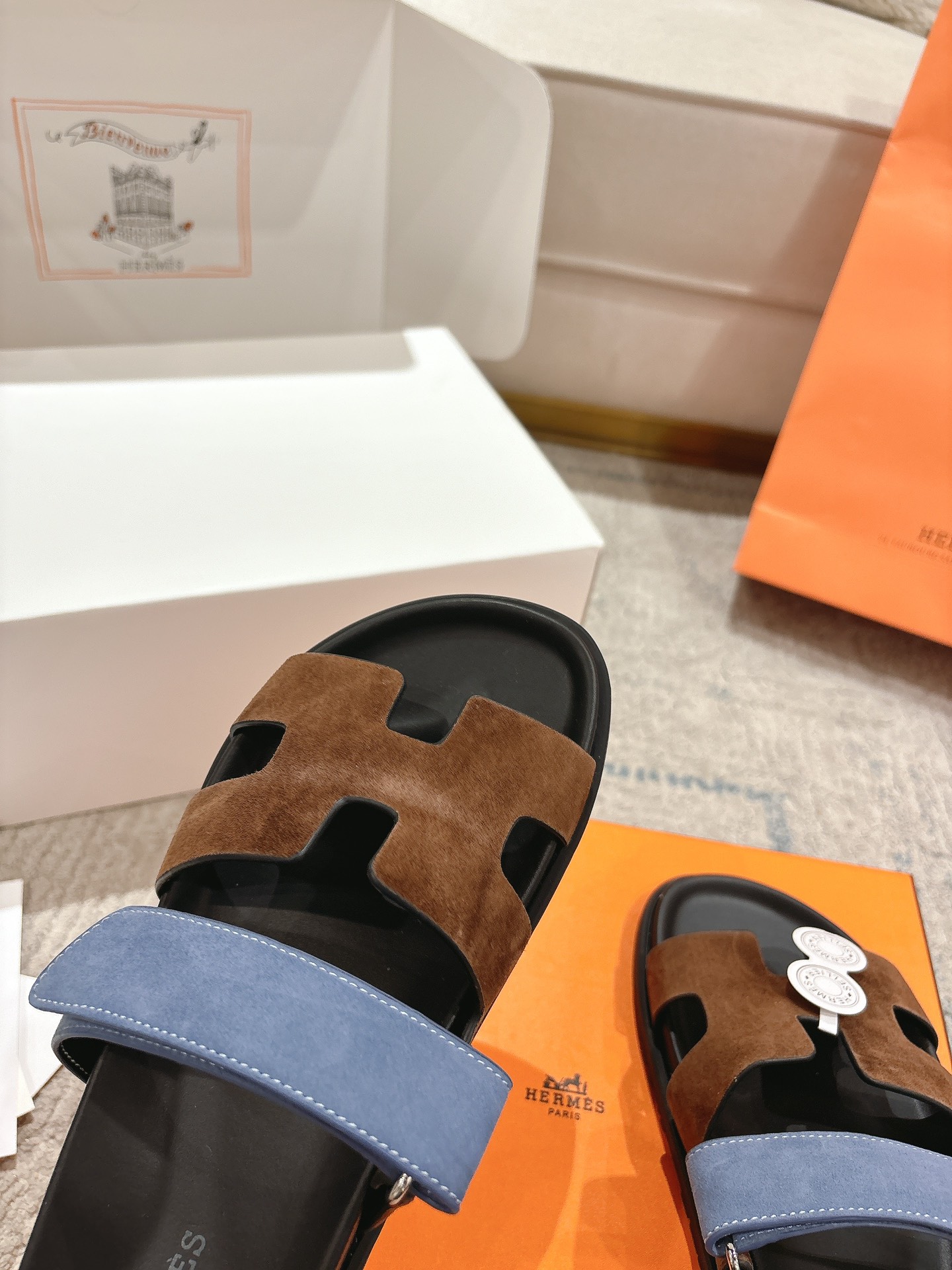 女款 男款➕10Herme*▪️Chypre二舅拖爆款系列 闺蜜夏天必备穿搭🔥非市面垃圾版本.顶级牛皮面