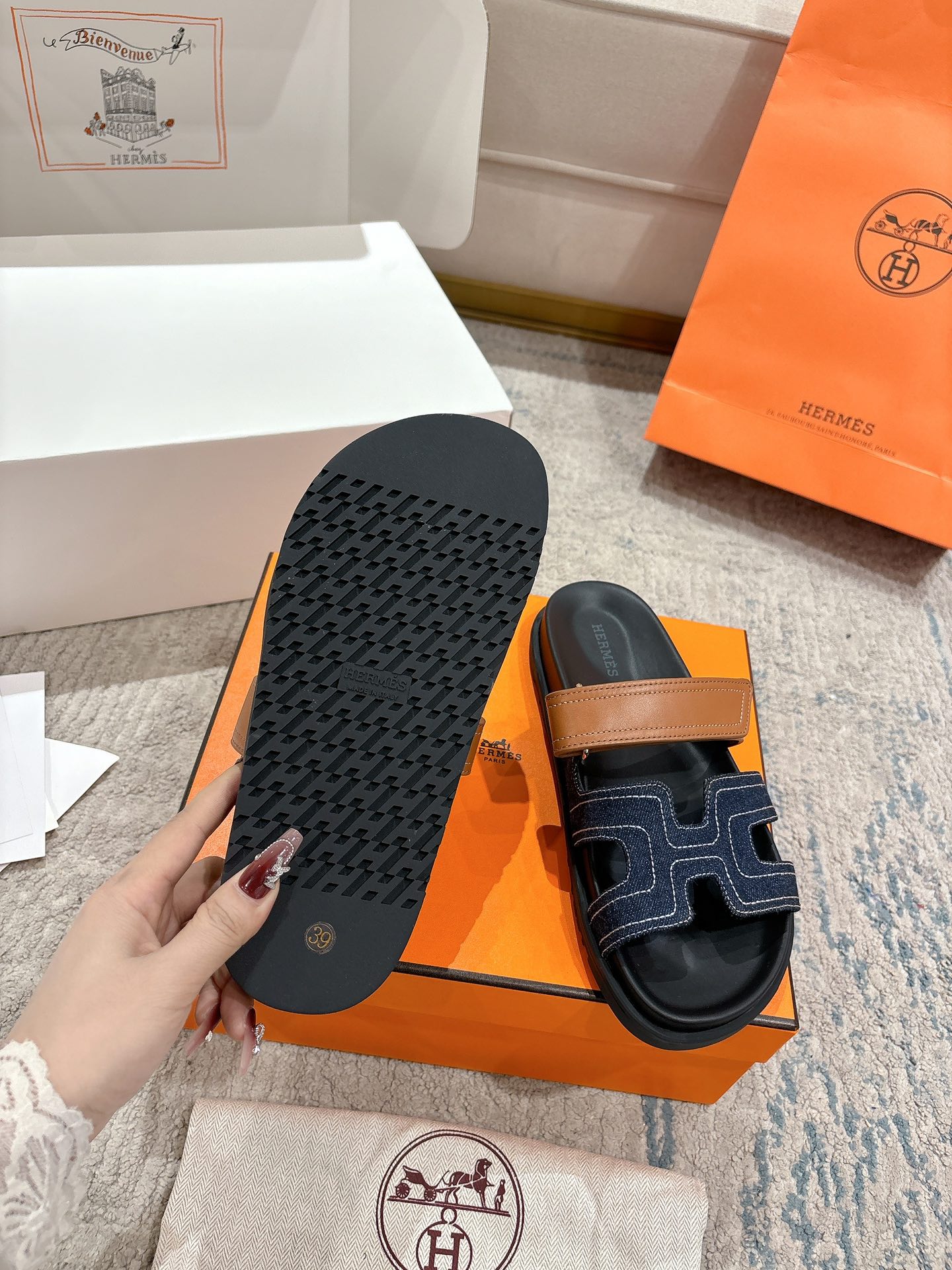 女款 男款➕10Herme*▪️Chypre二舅拖爆款系列 闺蜜夏天必备穿搭🔥非市面垃圾版本.顶级牛皮面