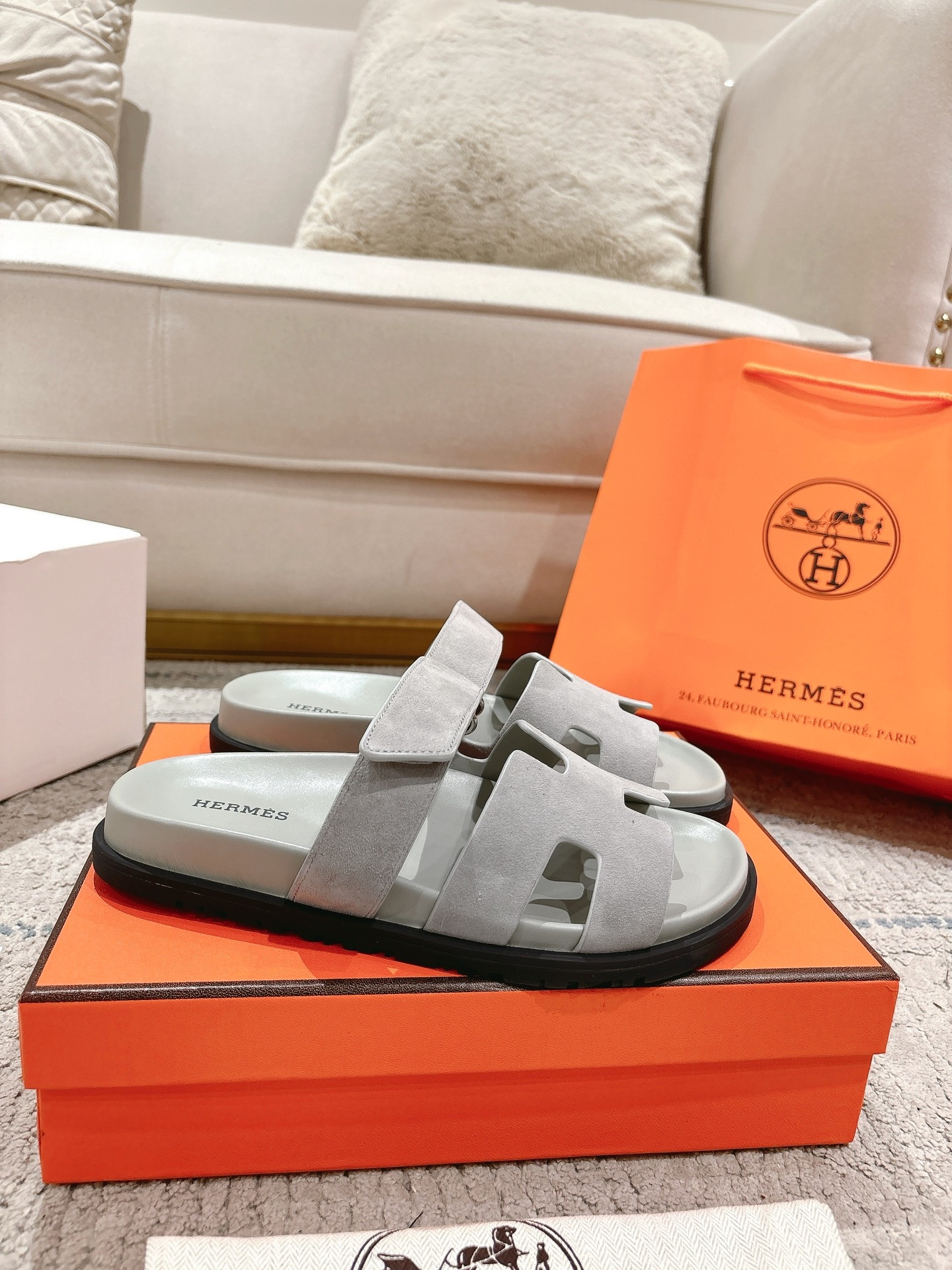 女款 男款➕10Herme*▪️Chypre二舅拖爆款系列 闺蜜夏天必备穿搭🔥非市面垃圾版本.顶级牛皮面