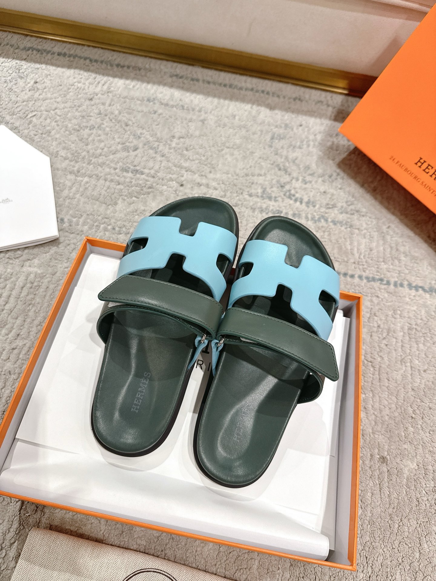 女款 男款➕10Herme*▪️Chypre二舅拖爆款系列 闺蜜夏天必备穿搭🔥非市面垃圾版本.顶级牛皮面