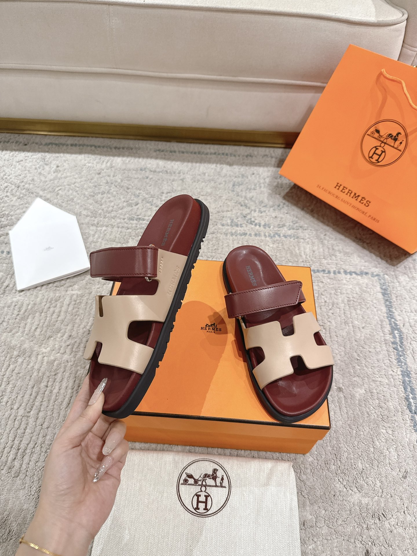 女款 男款➕10Herme*▪️Chypre二舅拖爆款系列 闺蜜夏天必备穿搭🔥非市面垃圾版本.顶级牛皮面