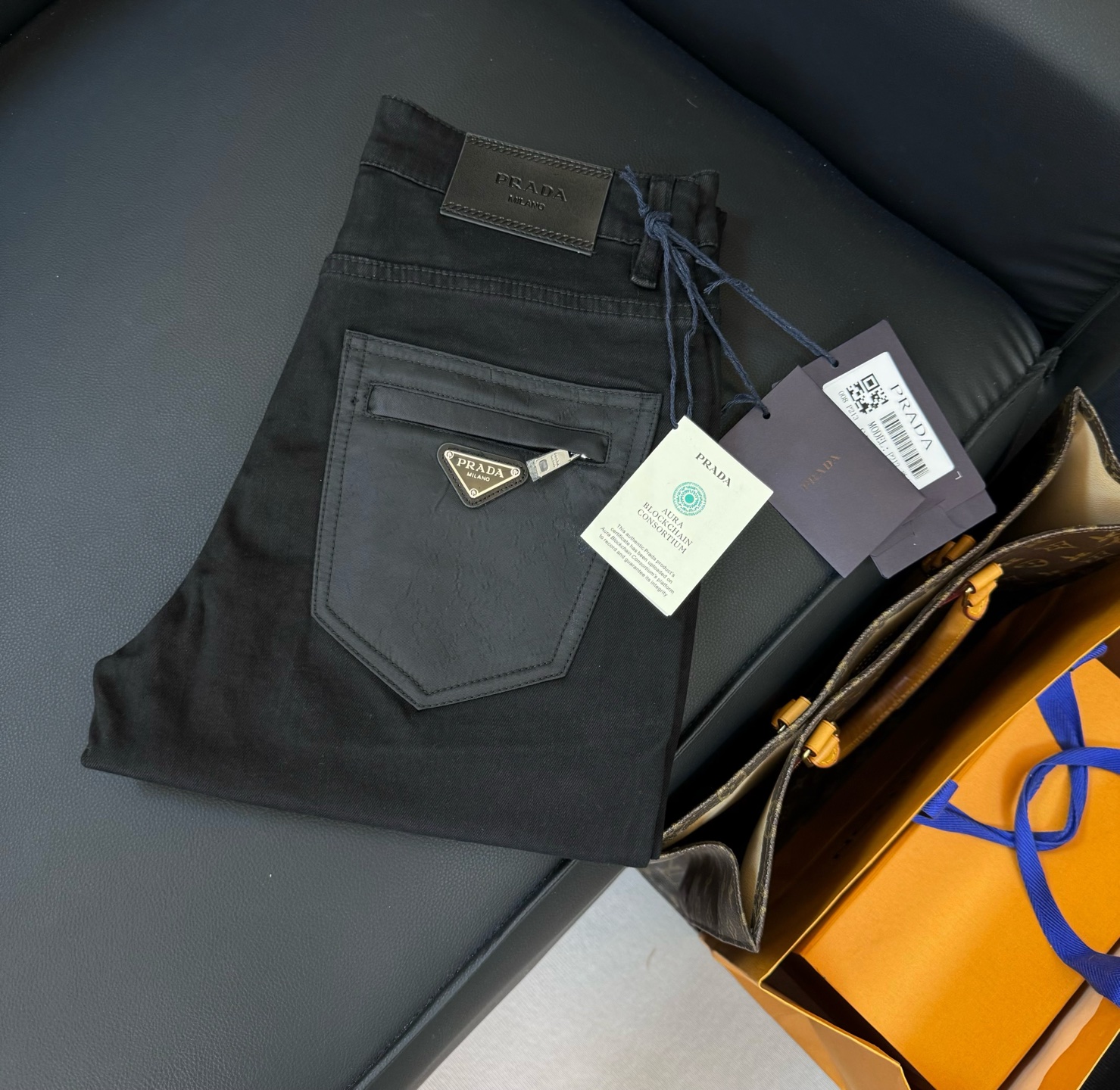 Calidad de exportación 🔥Número de estilo: D225 PRADA verano nuevos jeans de pierna recta casuales de moda con estampad…