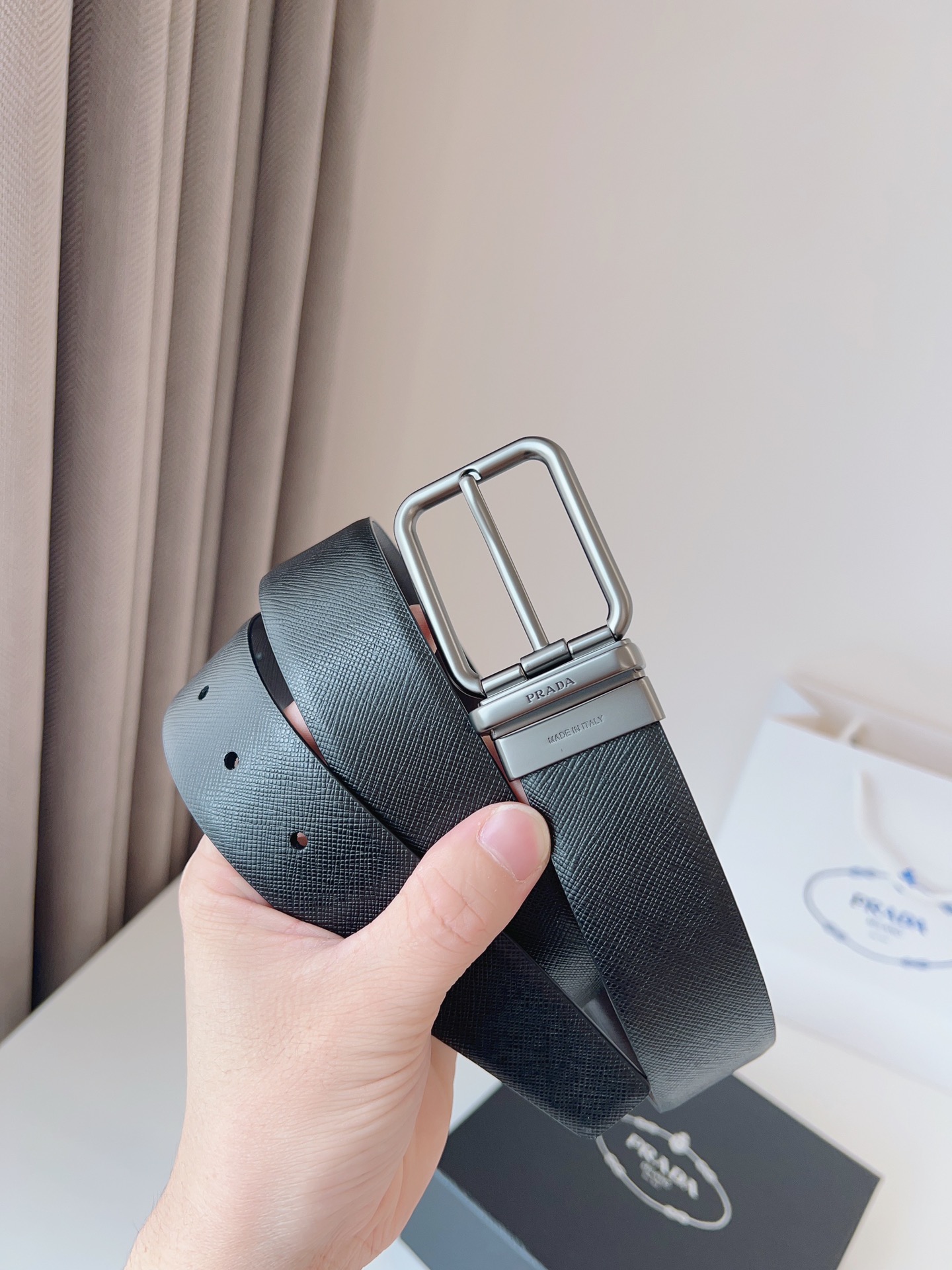 Prada PRADA 普拉达 男款休闲腰带 皮质结实耐用 宽3.5cm 搭配标志性精品五金 休闲
