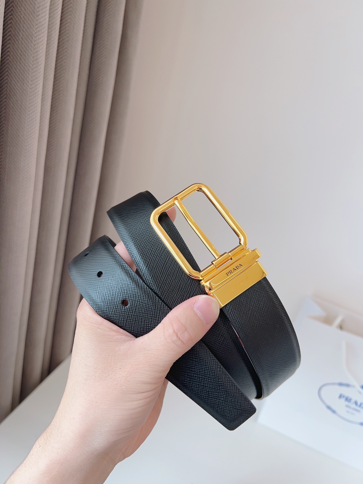 Prada PRADA 普拉达 男款休闲腰带 皮质结实耐用 宽3.5cm 搭配标志性精品五金 休闲