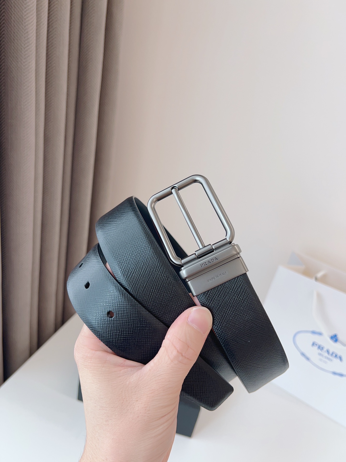 Prada PRADA 普拉达 男款休闲腰带 皮质结实耐用 宽3.5cm 搭配标志性精品五金 休闲