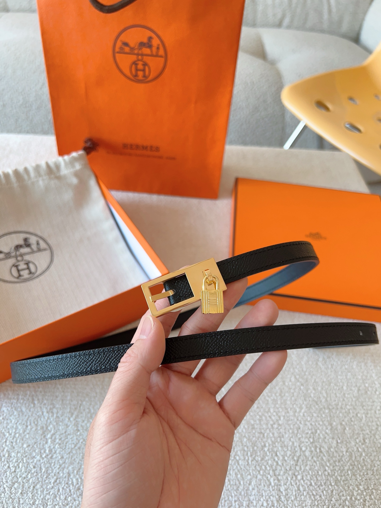 Hermès Lucky Reversible Belt in Swift & Epsom Leather with Metal Buckle 3 i1737010712867 4873 0 1