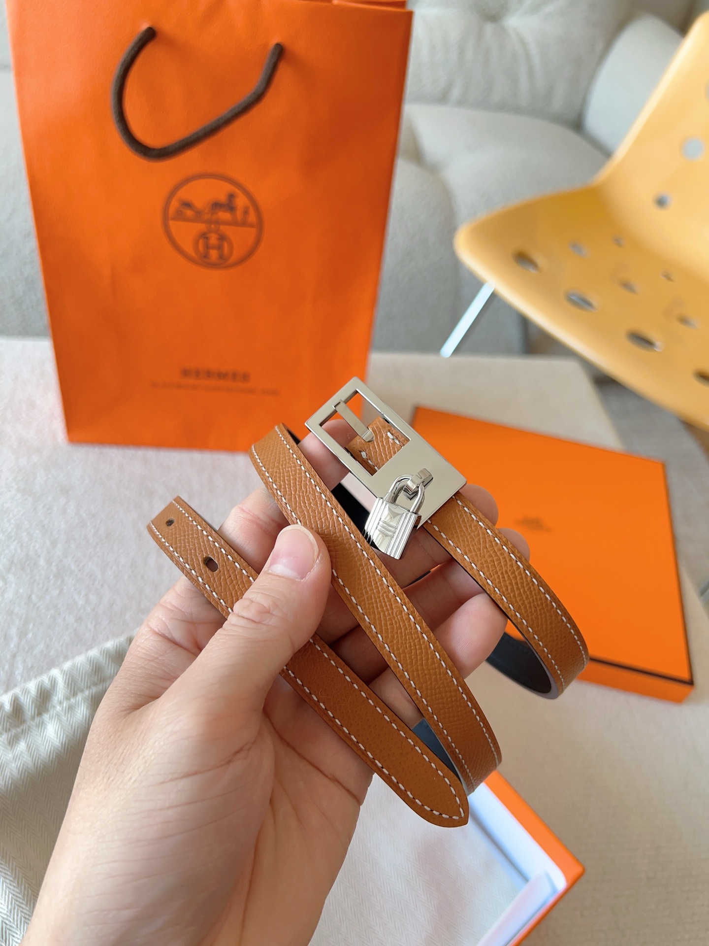 Hermes Lucky Swift & Epsom Calfskin Reversible Belt with Metal Buckle 2 i1737010765612 5259 0 0