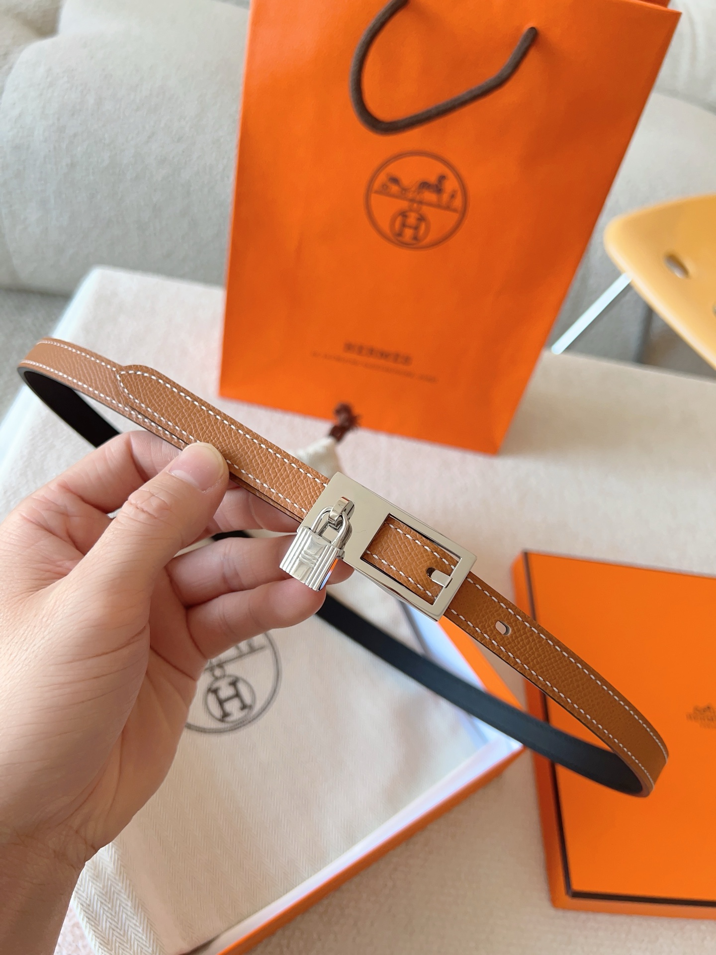 Hermes Lucky Swift & Epsom Calfskin Reversible Belt with Metal Buckle 4 i1737010767708 4614 0 2