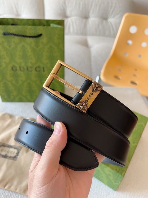 Gucci Leather Belt with Antique Gold Bee Buckle - Classic Style 1 Gucci Leather Belt with Antique Gold Bee Buckle - Classic Style