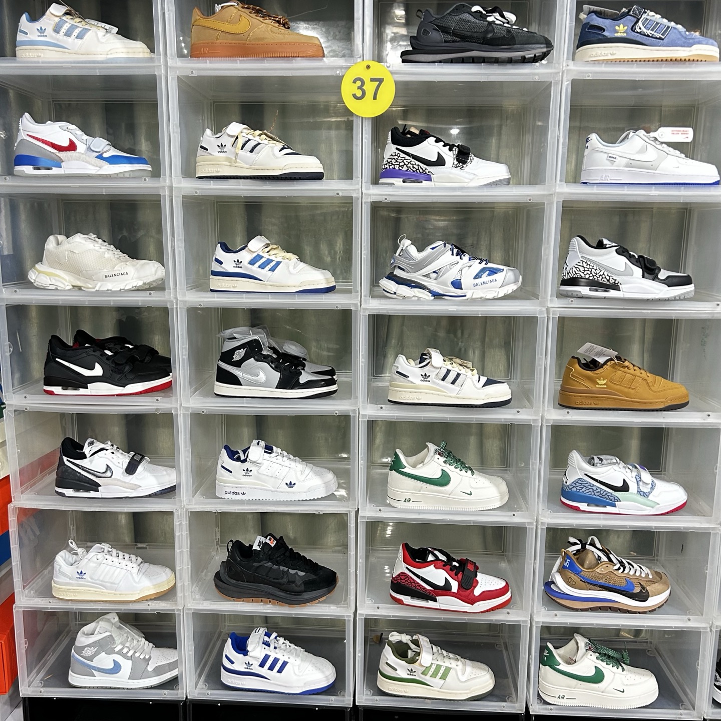 _dgG9sM_zLkPSpFAyEAtlaFD4WWwmgrCI9_IOYYQ