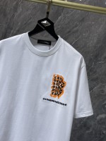 8935# P135.00 New Chrome Hearts 25ss for summer. High gram weight, environmentally friendly and high-quality top-grade fabric 260g~270g Chrome❤️Orange sword🗡️Cross horseshoe embroidered short-sleeved counter simultaneous replica version 1:1 Recommended color: white black code number: S ,M,L,XL 1 8935# P135.00 New Chrome Hearts 25ss for summer. High gram weight, environmentally friendly and high-quality top-grade fabric 260g~270g Chrome❤️Orange sword🗡️Cross horseshoe embroidered short-sleeved counter simultaneous replica version 1:1 Recommended color: white black code number: S ,M,L,XL
