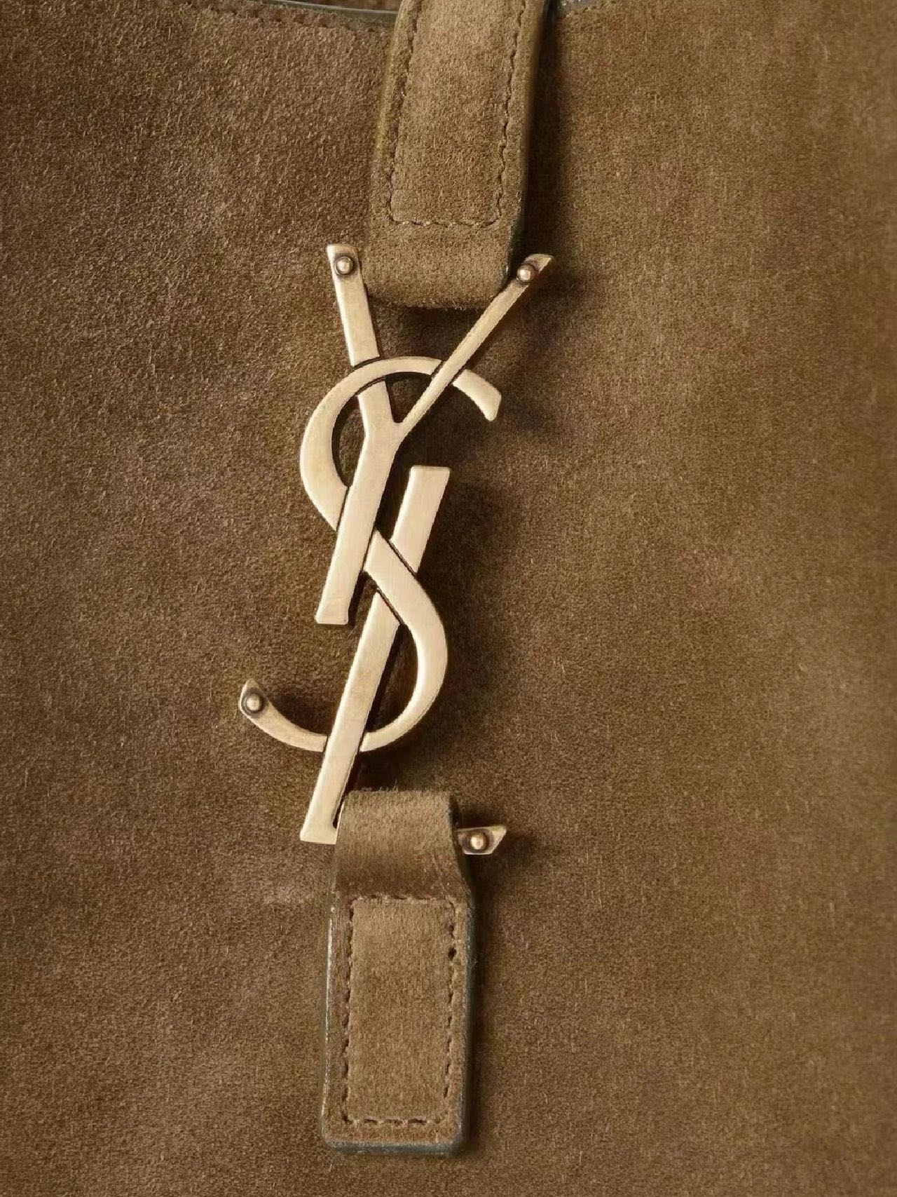 Saint Laurent Official website picture_