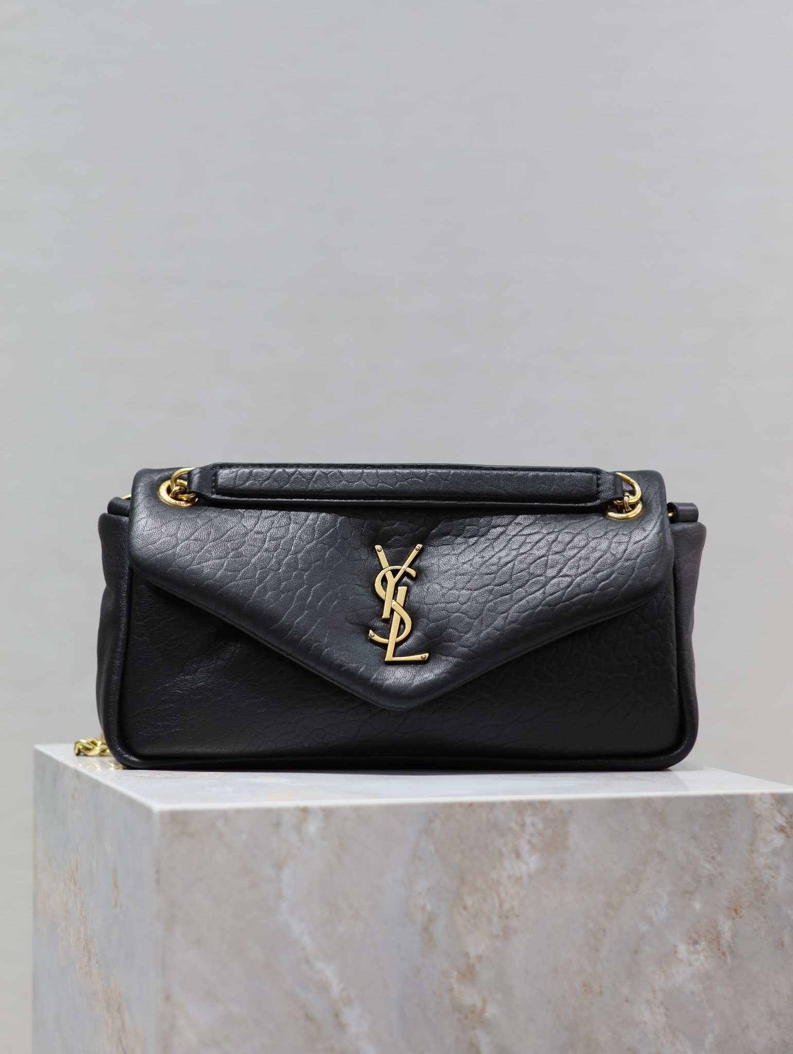 Yves Saint Laurent Crossbody & Shoulder Bags Sheepskin Chains