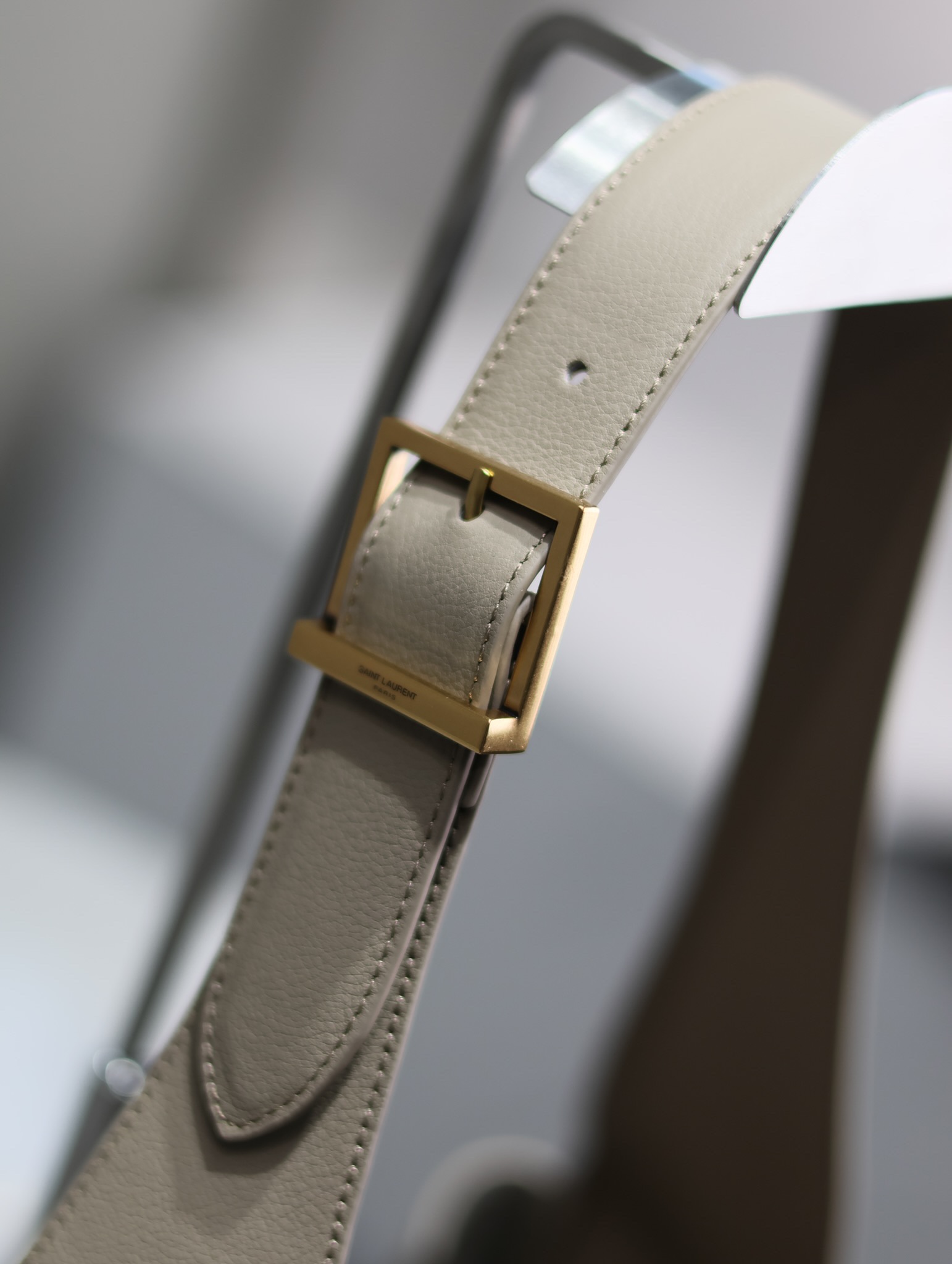 Saint Laurent Details po inspection