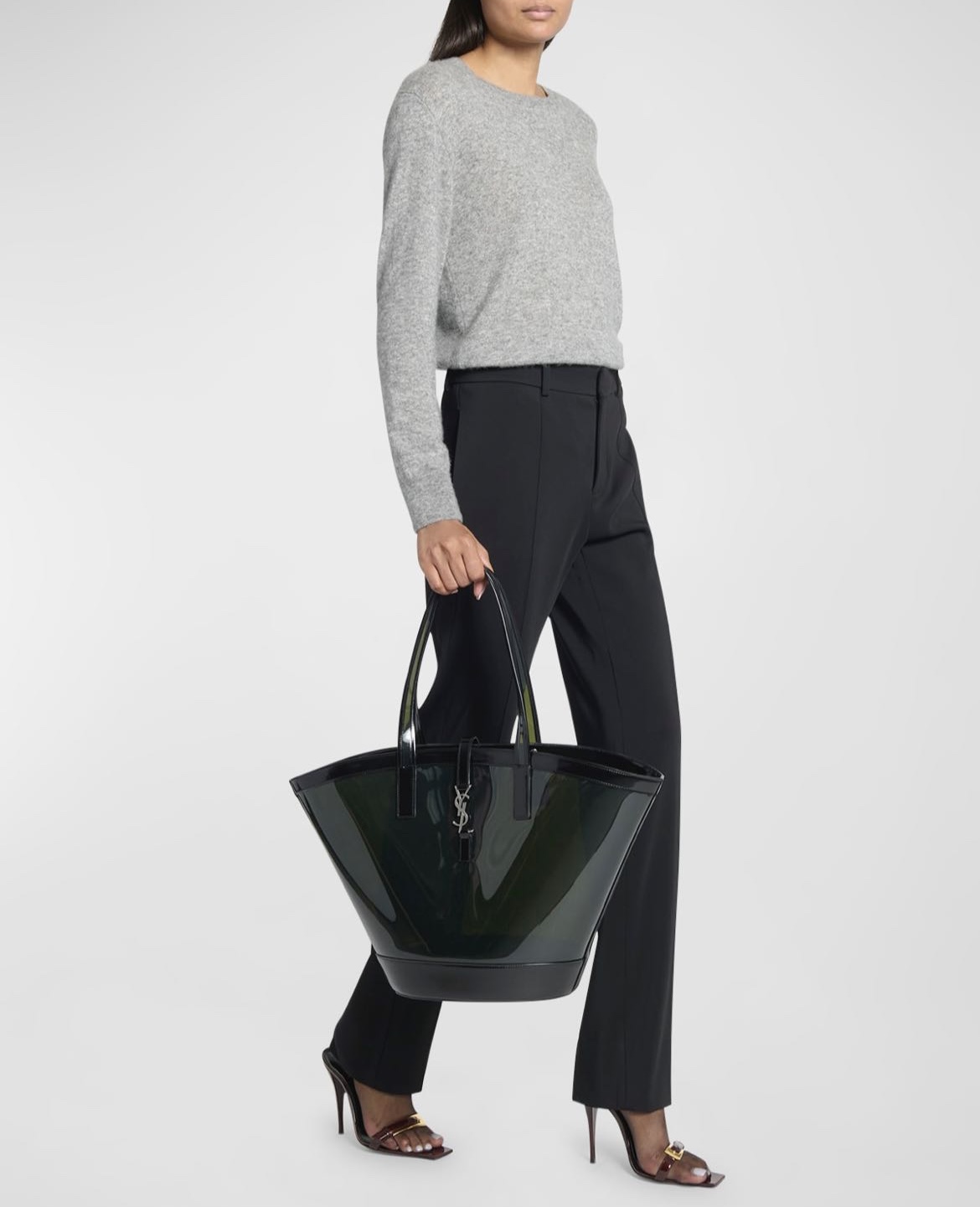 Saint Laurent Official website picture_More than 20,000