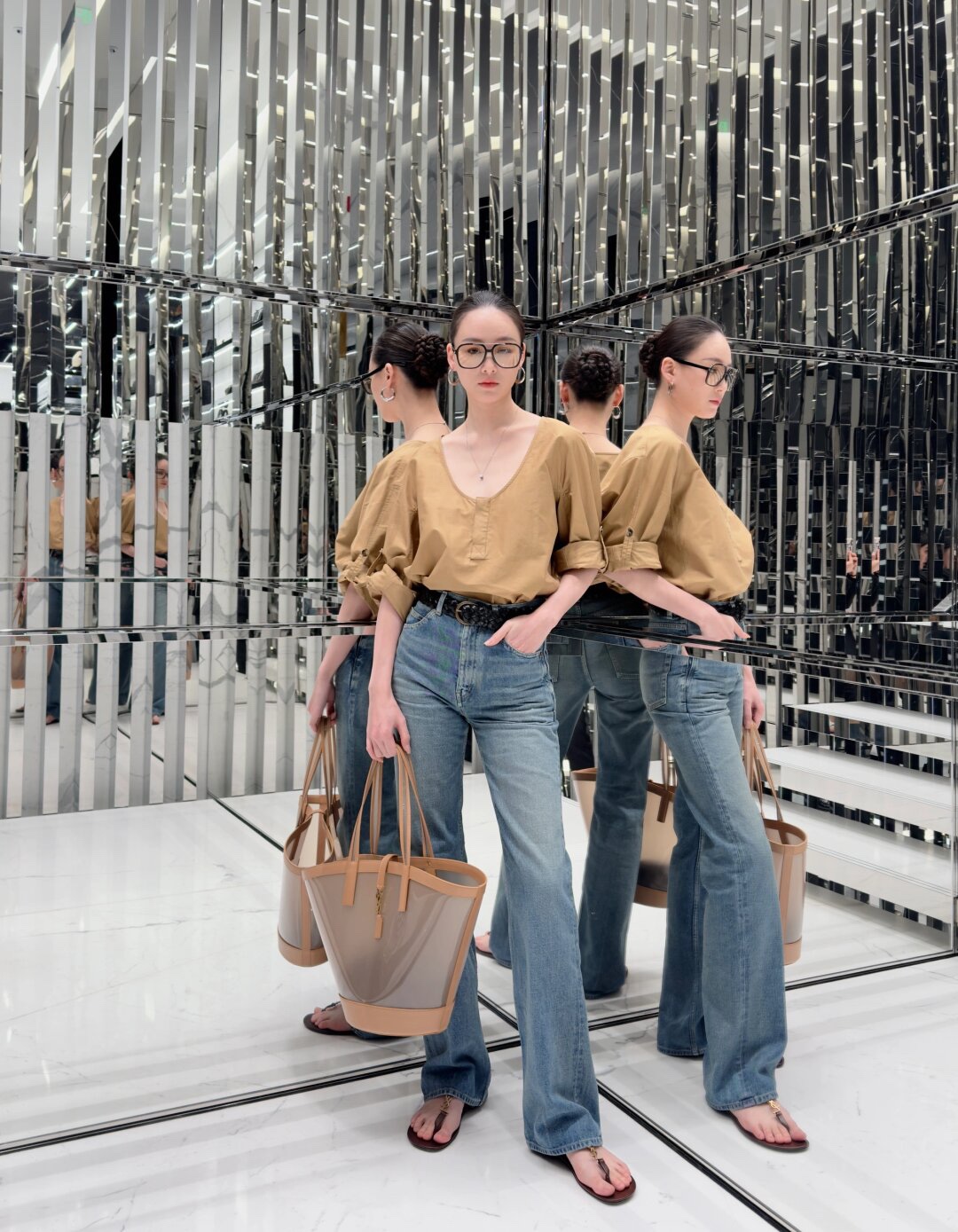 Saint Laurent Feel relaxed and comfortable