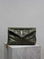 Olive green sheepskin with gold buckle · Loulou puffer_ quilted lambskin chain bag, made of 100% calfskin, soft and delicate to the touch, like embracing clouds☁️; the classic Y family logo, chain and buttonhole hardware are all made of aged metal , retro texture and uniqueness. Size: 29x17x11cm Model: 577476 1 Olive green sheepskin with gold buckle · Loulou puffer_ quilted lambskin chain bag, made of 100% calfskin, soft and delicate to the touch, like embracing clouds☁️; the classic Y family logo, chain and buttonhole hardware are all made of aged metal , retro texture and uniqueness. Size: 29x17x11cm Model: 577476