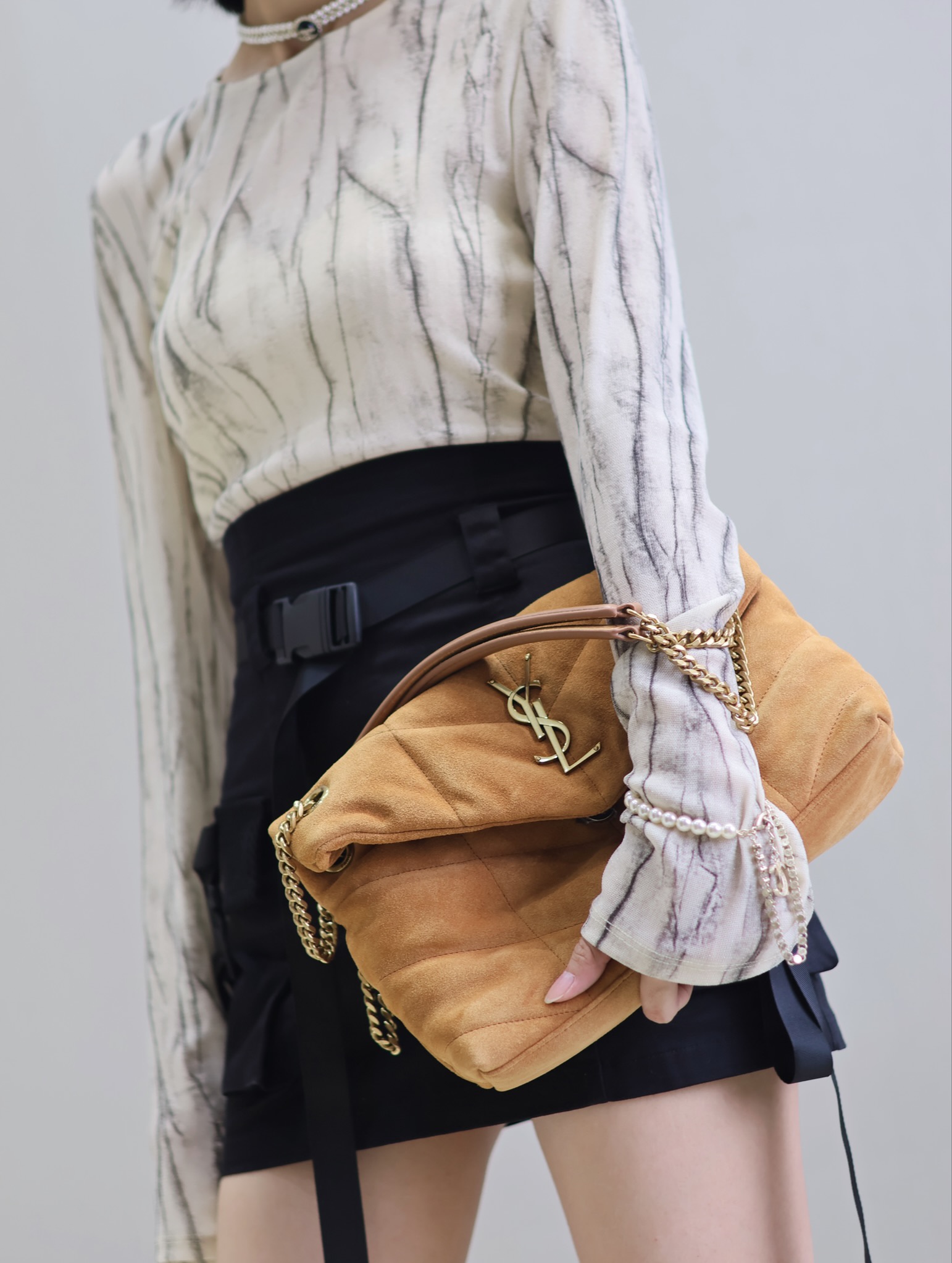 Saint Laurent Casual upper body pictures_