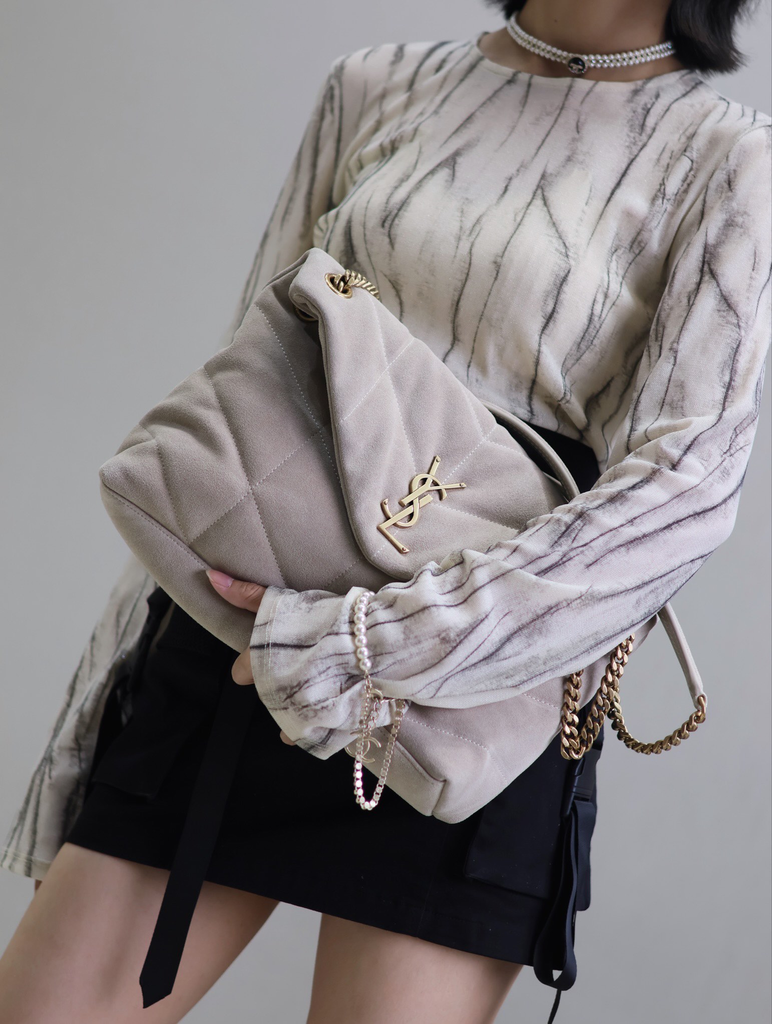 Saint Laurent Casual upper body pictures_