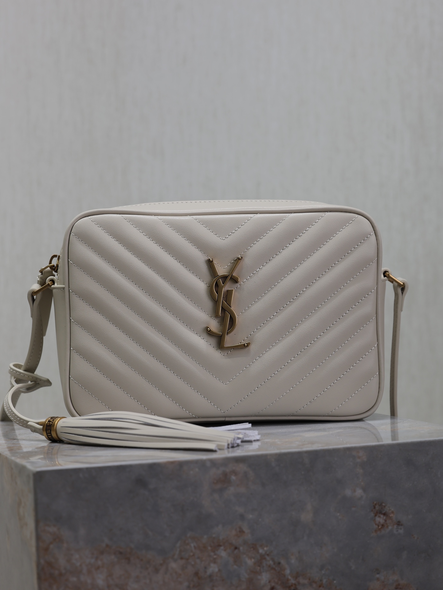 Buy Best High-Quality
 Yves Saint Laurent Camera Bags Designer 1:1 Replica
 White Calfskin Cowhide Fashion