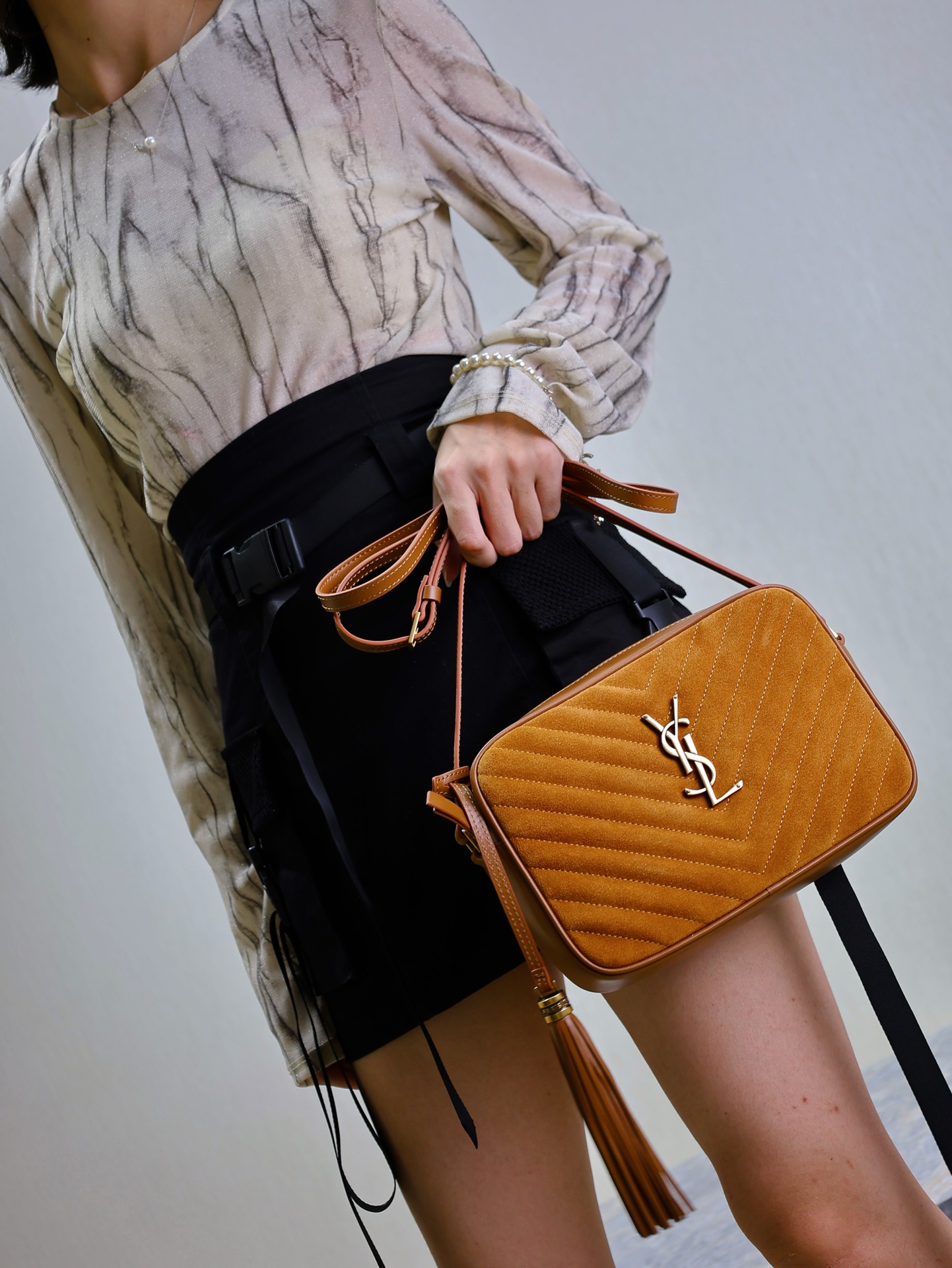 Saint Laurent Fashionable retro matte, one of the must-have items for autumn and winter