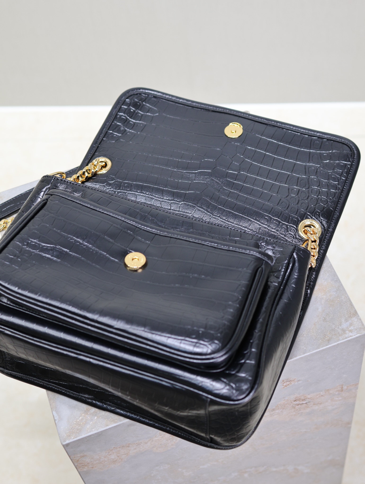 Saint Laurent 专柜款经典手袋 8