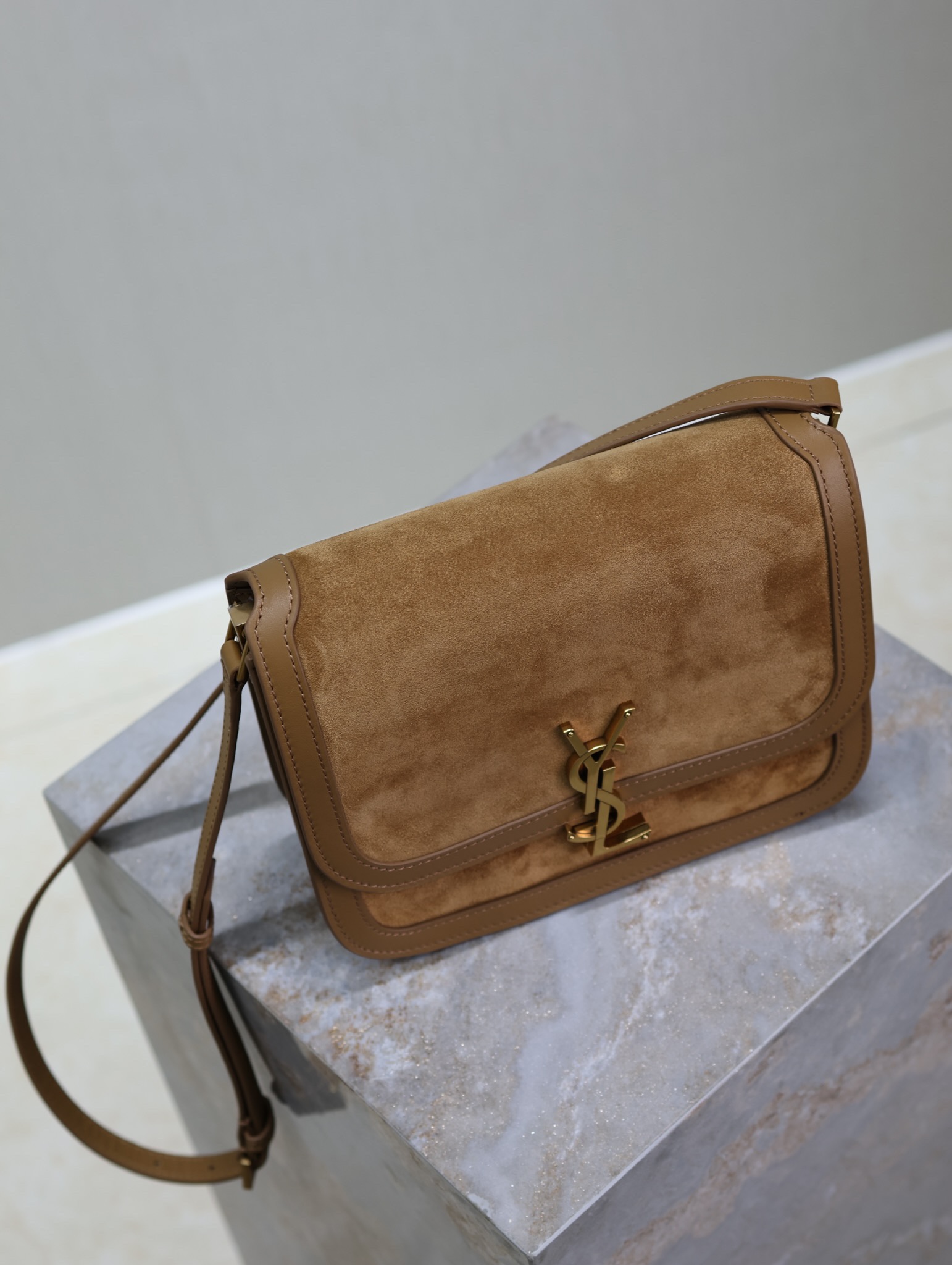 NO:582338,detail o, saint laurent, saint laurent19860909细节o,圣罗兰,saint laurent,Bag