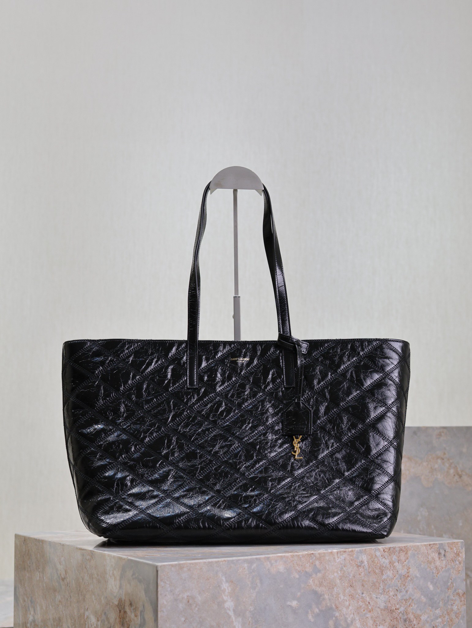 Yves Saint Laurent Handbags Tote Bags Replica US
 Black Lattice Cowhide Oil Wax Leather