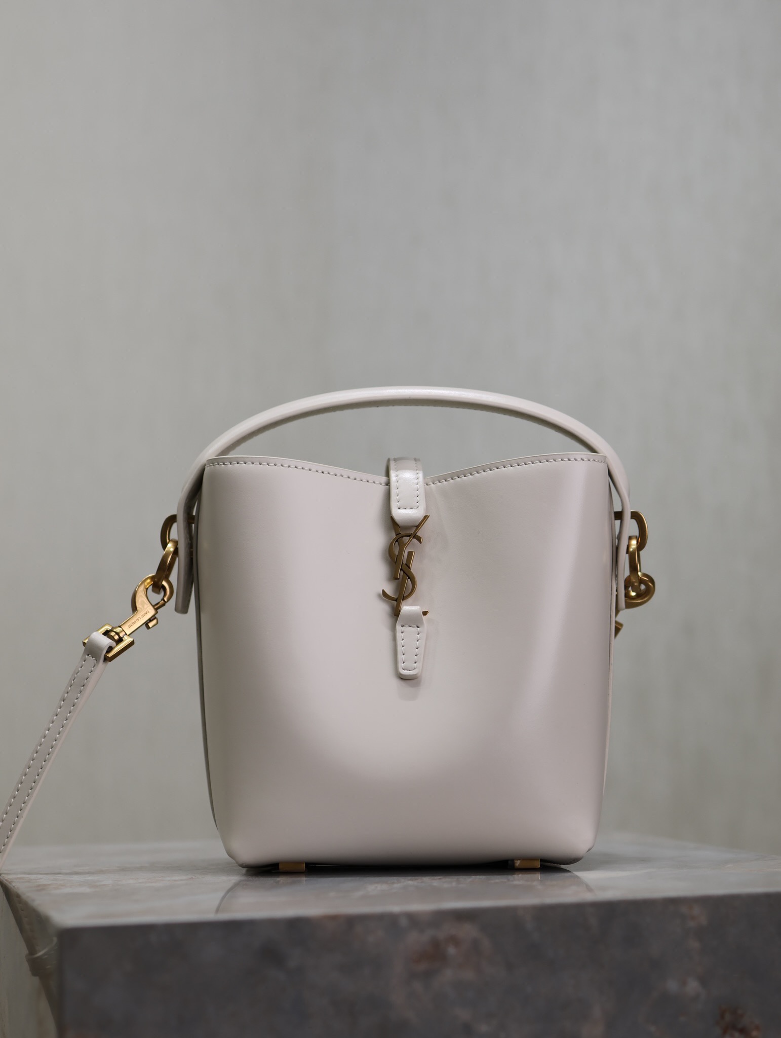 Yves Saint Laurent Bucket Bags White Cowhide Fashion Mini